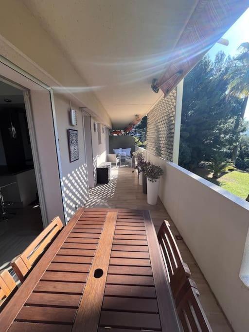 Appartement Avec Terrasse, Vue Jardin Et Piscine أنتيب المظهر الخارجي الصورة